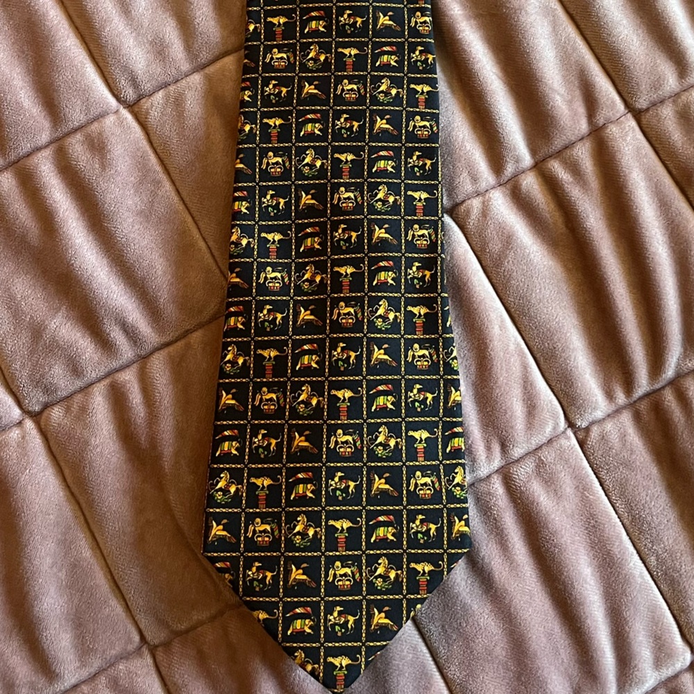 Vintage Ferragmo assorted animal print silk tie